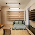 Апартаменти Downtown Wabi-sabi Loft Terrace&jacuzzi Old Town