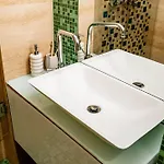 Downtown Wabi-sabi Loft Terrace&jacuzzi Old Town