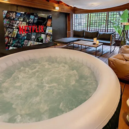 Apartment Downtown Wabi-sabi Loft Terrace&jacuzzi Old Town