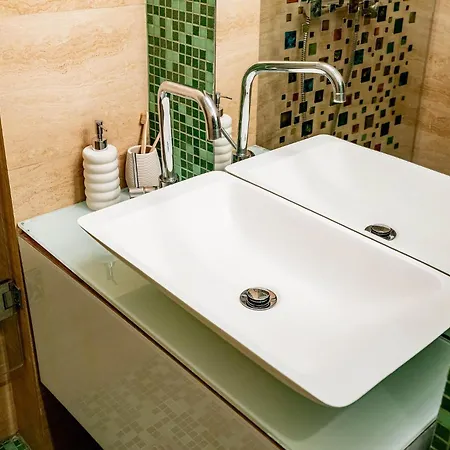 Downtown Wabi-sabi Loft Terrace&jacuzzi Old Town