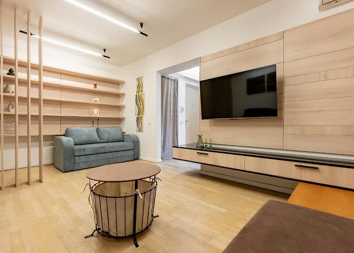 Downtown Wabi-sabi Loft Terrace&jacuzzi Old Town * Βουκουρέστι