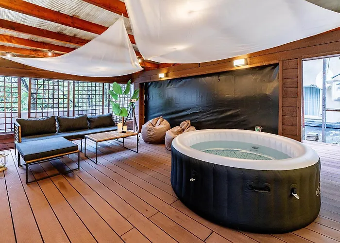 Downtown Wabi-sabi Loft Terrace&jacuzzi Old Town