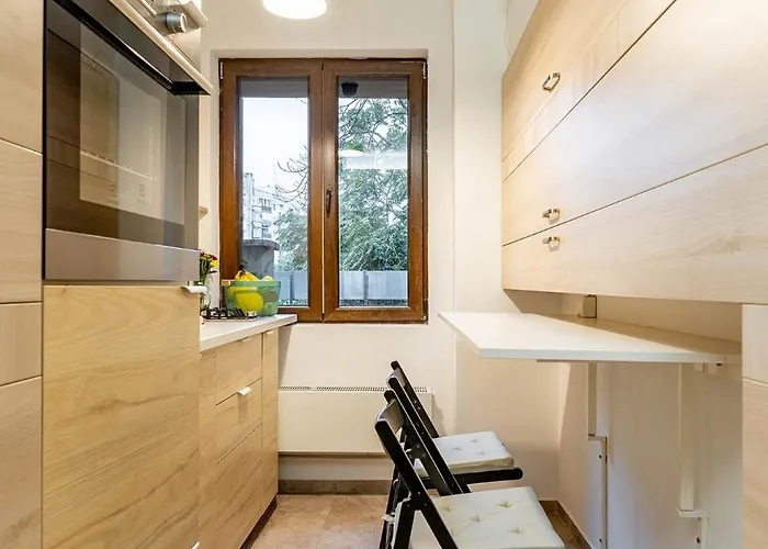 Διαμέρισμα Downtown Wabi-sabi Loft Terrace&jacuzzi Old Town