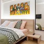 Downtown Wabi-sabi Loft Terrace&jacuzzi Old Town Bukarest