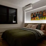Apartman Downtown Wabi-sabi Loft Terrace&jacuzzi Old Town