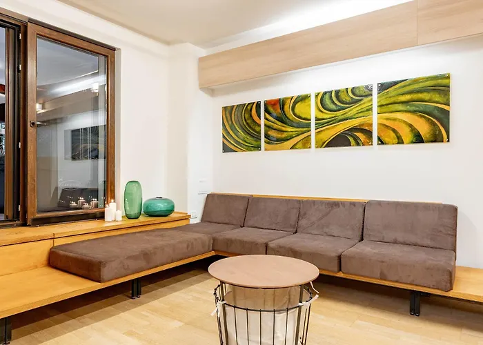 Appartement Downtown Wabi-sabi Loft Terrace&jacuzzi Old Town Boekarest